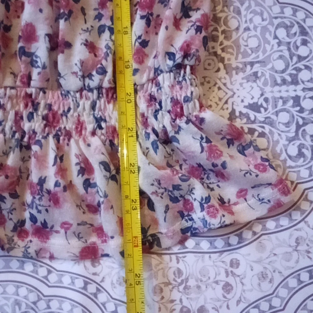 JUNIORS floral top - Picture 9 of 12